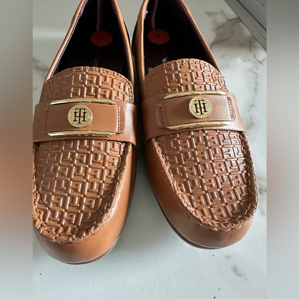 Tommy Hilfiger Tan Embossed Loafers for Woman